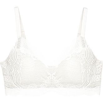 Triumph Lift Smart Wireless Bra in Ecru White at Nordstrom, Size X-Large