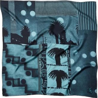 Versace Accessoires, Dames, Veelkleurig, ONE Size, Foulard 90x 90 Zijde Keper Bio Print Sunset Palms
