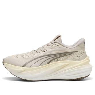 Puma (WMNS) PUMA MagMax Nitro 2 Alpine Snow Butter Cream 312126-20