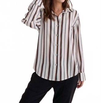 Bella Dahl Boyfriend Button Down Shirt In Autumn