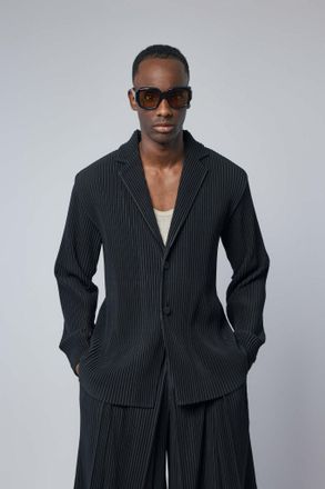 Homme Pliss&eacute; Issey Miyake Pleated Texture Blazer