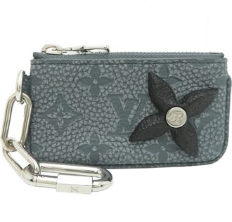Louis Vuitton Gray Pochette (Pre-Owned)