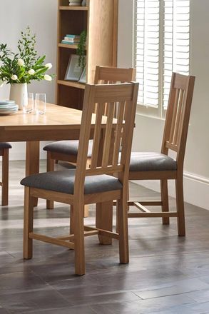 Julian Bowen Mallory Dining Chair (Set of 2) in Light Oak