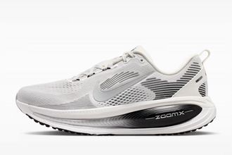 Nike Mens Vomero 18 Road Running Shoes In Summit White/black/off-White/metallic Silver