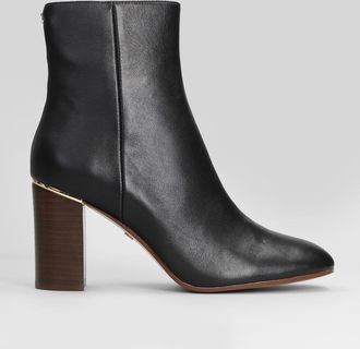Lola Cruz High Heels Ankle Boots In Black Leather