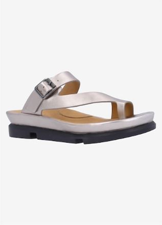 L'Amour Des Pieds Womens Alanza Leather Sandals In Champagne