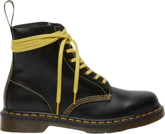 Dr. Martens Schoenen, Heren, Grijs, 43 EU, Leer, Iconische 8-gaats laars in Atlas leer