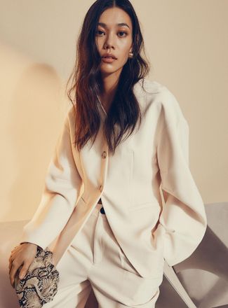 Icone Womens Curved-sleeve V-neck fitted Blazer Jacket