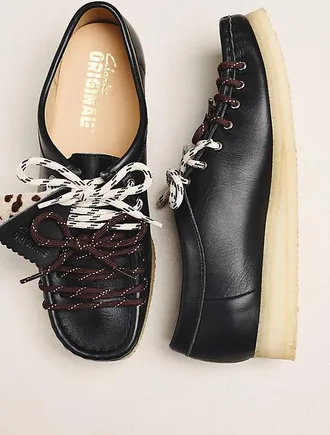Clarks Wallabee Double Lace Up Moccasins