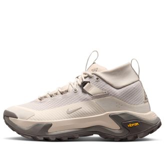 Nike (WMNS) Nike x ACG Zegama Hike Light Orewood Brown Cave Stone Cream II IO7855-200