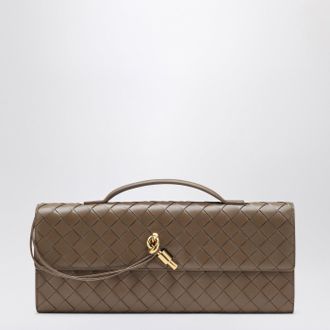 Bottega Veneta Andiamo clutch in beige Pinecone