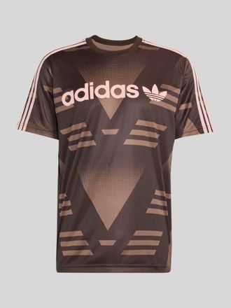 adidas Originals Regular Fit T-Shirt mit Label Schriftzug in Dunkelbraun, Gr&ouml;&szlig;e XXL