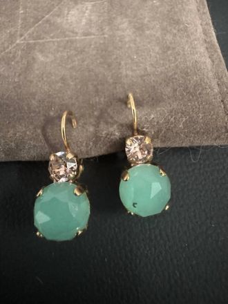 Mariana Womens Audrey Golden Ariel Earrings In Green