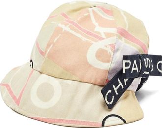 Chanel logo-print bow-detail hat - Neutrals