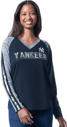 G-III 4Her by Carl Banks Womens G-III 4Her by Carl Banks Navy New York Yankees Top Dog Raglan Long Sleeve V-Neck T-Shirt at Nordstrom, Size Medium