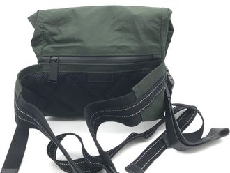 Bottega Veneta Green Nylon Body Womens Waist Womens Bag (Pre-Owned)