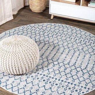 Jonathan Y Designs Ourika Moroccan Geometric Textured Weave Indoor/Outdoor Round Area Rug in Light Gray/navy at Nordstrom, Size 4Ft 0In X 4Ft 0In