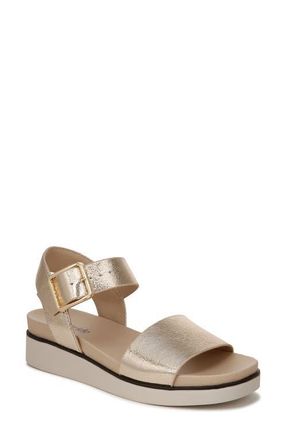 Life Stride Gillian Metallic Platform Sandal in Platino at Nordstrom, Size 9