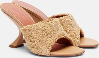 Amina Muaddi Mules Taylor 90 effetto rafia