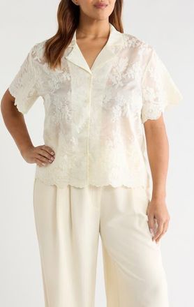 Vince Camuto Scallop Hem Lace Button-Up Shirt in New Ivory at Nordstrom, Size 1 X