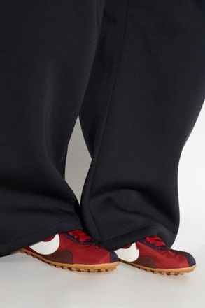 Nike Moon ESS Sneakers, Womens, Red