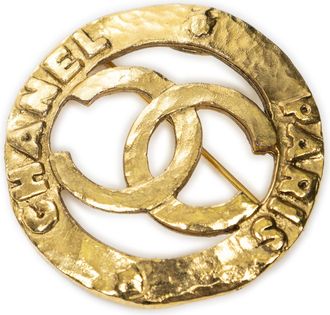 Chanel CC Round Logo Brooch Broche
