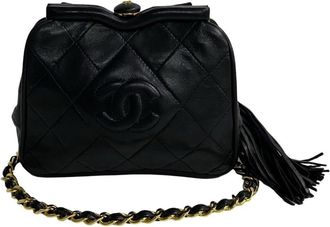 Chanel Leather Shoulder Bag (Pre-Owned)