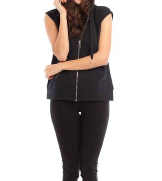 French Kyss Hooded Vest In Black