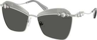 Swarovski Sk 7040 Zonnebril - Dames - Zonnebrillen - Grijs - 57 MM - Accessoires