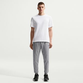 Nike Mens Nike Therma Therma-FIT Tapered Fitness Pants in Grey | DQ5405-063