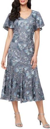 Alex Evenings Sequin Embroidered Floral Cocktail Dress in Steel at Nordstrom Rack, Size 6