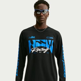 Nike Mens Nike Sportswear Long-Sleeve T-Shirt in Black | IM3781-010