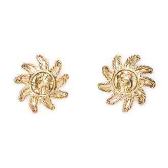 Chanel CC Sun Clip On Earrings Oorbellen