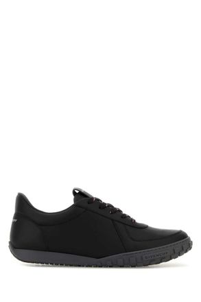 Givenchy Black Solid Glide Runner Sneakers