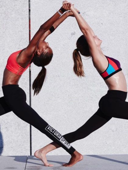 15 regali di Natale per l’amica sportiva sotto i 50 euro