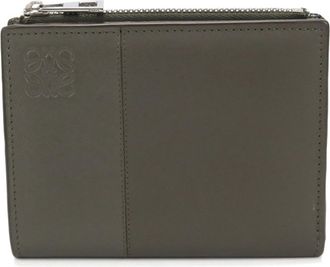 Loewe Khaki Leather Wallet (Bi-Fold) (Pre-Owned)