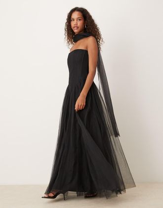 Lace & Beads Vestito lungo senza spalline nero con fondo sceso, corsetto e foulard al collo