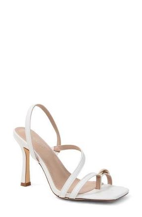 Berness Hildegarde Toe Loop Sandal in White at Nordstrom Rack, Size 8.5