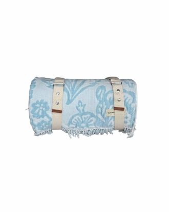 Business & Pleasure Co Bay Floral Beach Blanket In Blue