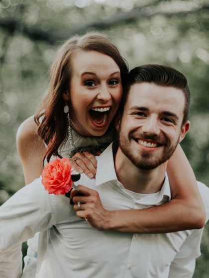 DIT doen gelukkige paren om een einde aan ruzie te maken. En het werkt!