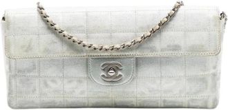 Chanel Pre-owned Shoulder Bags, female, Gray, Size: ONE SIZE Pre-owned Nylon chanel-bags
