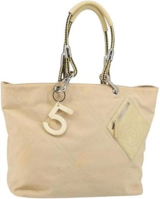 Chanel Pre-owned Tote Bags, female, Beige, Size: ONE SIZE Pre-owned Canvas Tote Bag