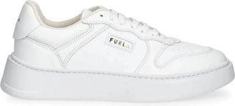 Furla Beige Vetersneaker voor Vrouwen - Dames - Sneakers - Beige - 40 EU - Leer - Schoenen