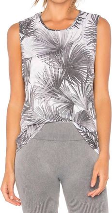 Onzie Twist Back Tank Top In Tropic Night