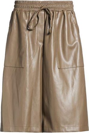 Tensione In BOTTOMWEAR - Shorts & Bermuda Shorts sur YOOX.COM