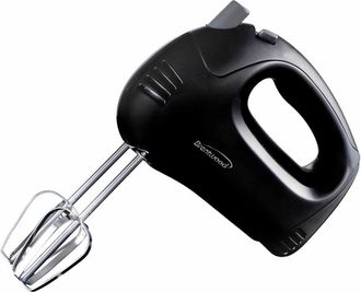 Brentwood 5-Speed Hand Mixer in Black