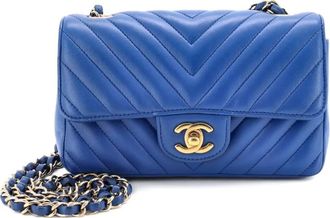 Chanel Classic Single Flap Bag Chevron Lambskin Mini shoulder bag - women - Calf Leather - One Size - Blue