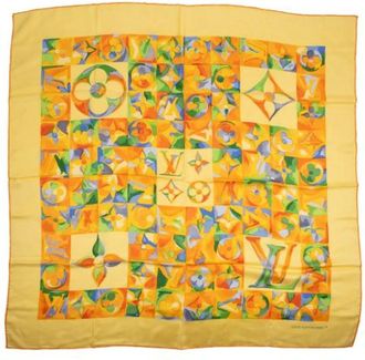 Louis Vuitton Pre-owned Scarves, female, Yellow, Size: ONE SIZE Pre-owned Vintage Silk Scarf