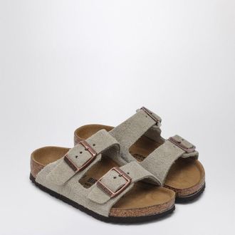 サンダル・ミュール MOSCHINO Suede sandals Beige Moschino Beige Sandals from $261.00 - on Stylight