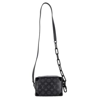 Louis Vuitton Louis Vuitton Mini Soft Trunk Monogram Eclipse Schoudertas in Zwart Canvas